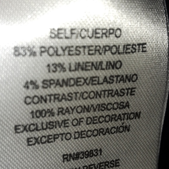 ** Democracy Ribbed Knit Layered Look Keyhole Top - Picture 7 of 8